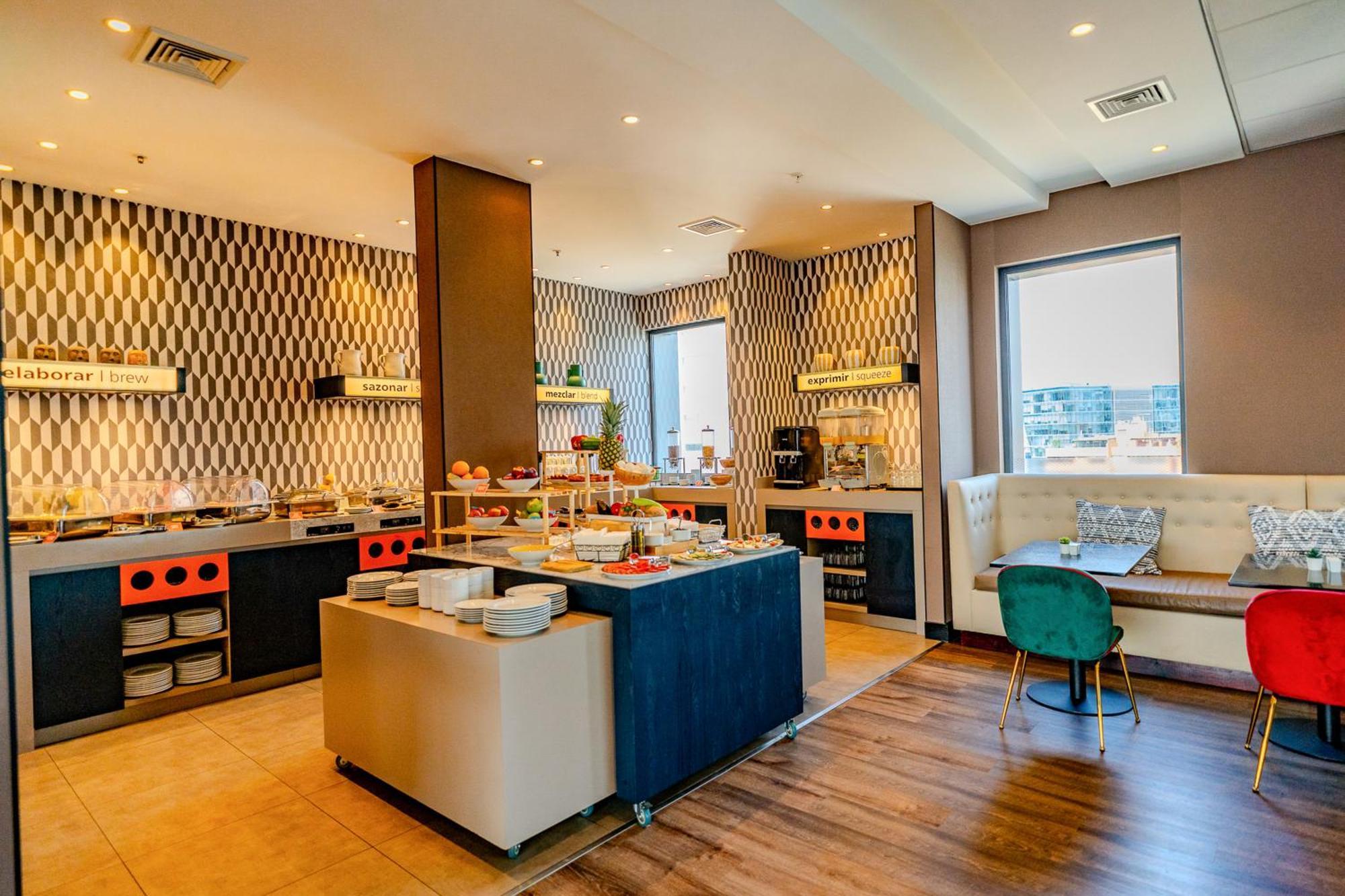 Hampton By Hilton Santiago Las Condes 외부 사진