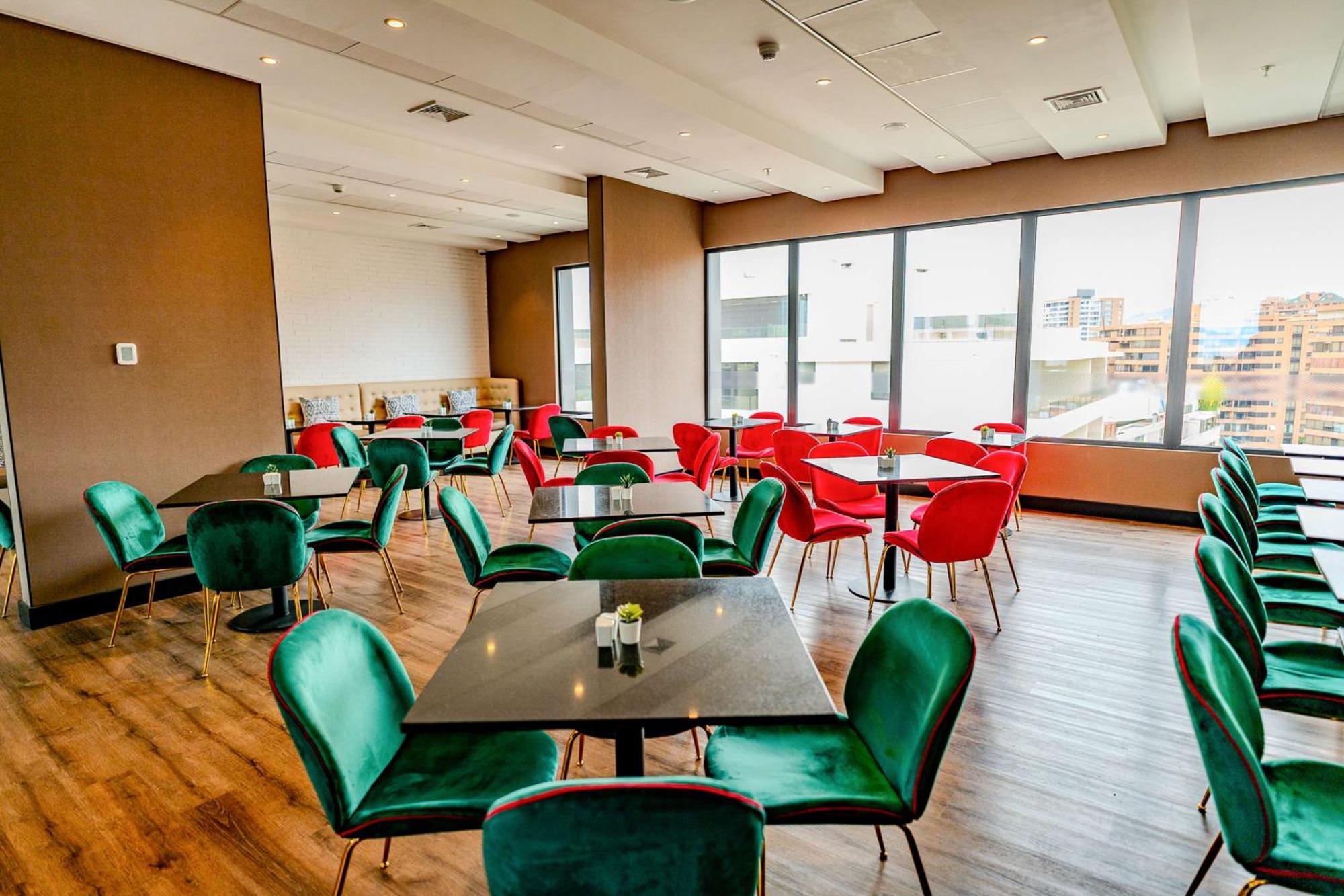 Hampton By Hilton Santiago Las Condes 외부 사진
