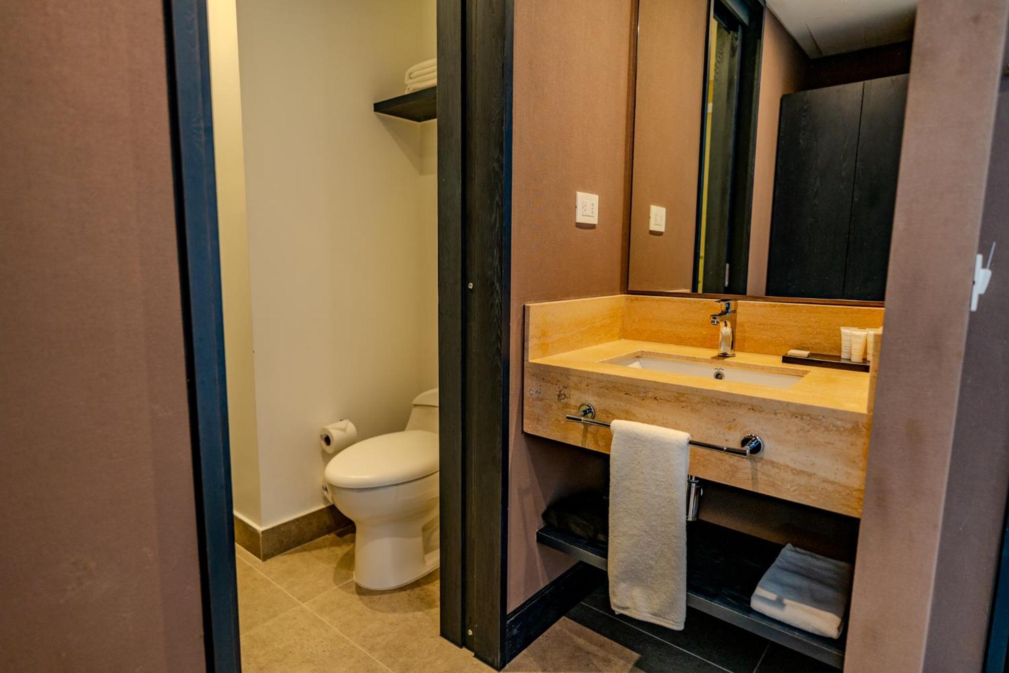 Hampton By Hilton Santiago Las Condes 외부 사진